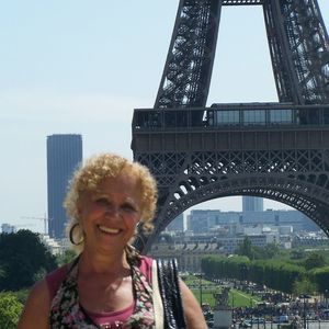 Meet your Posher, Efigenia nunes